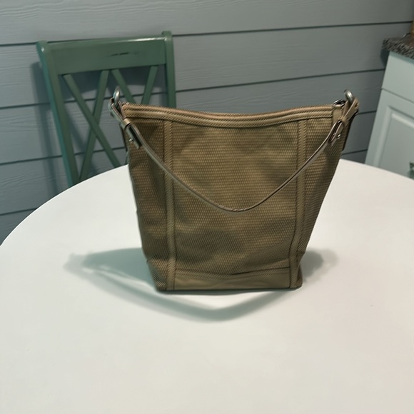 Frye - Picture 3 of 5